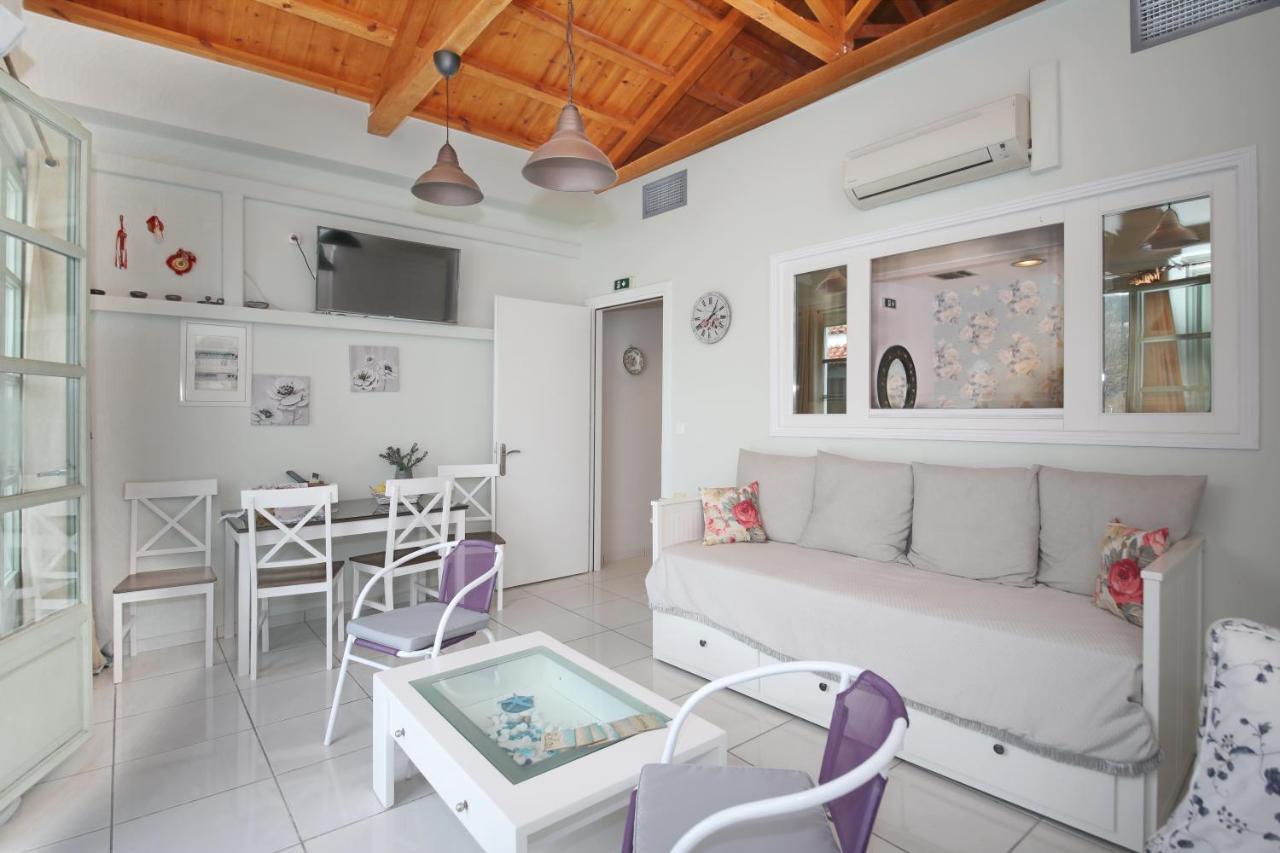 Port View Apartment Skopelos Town
